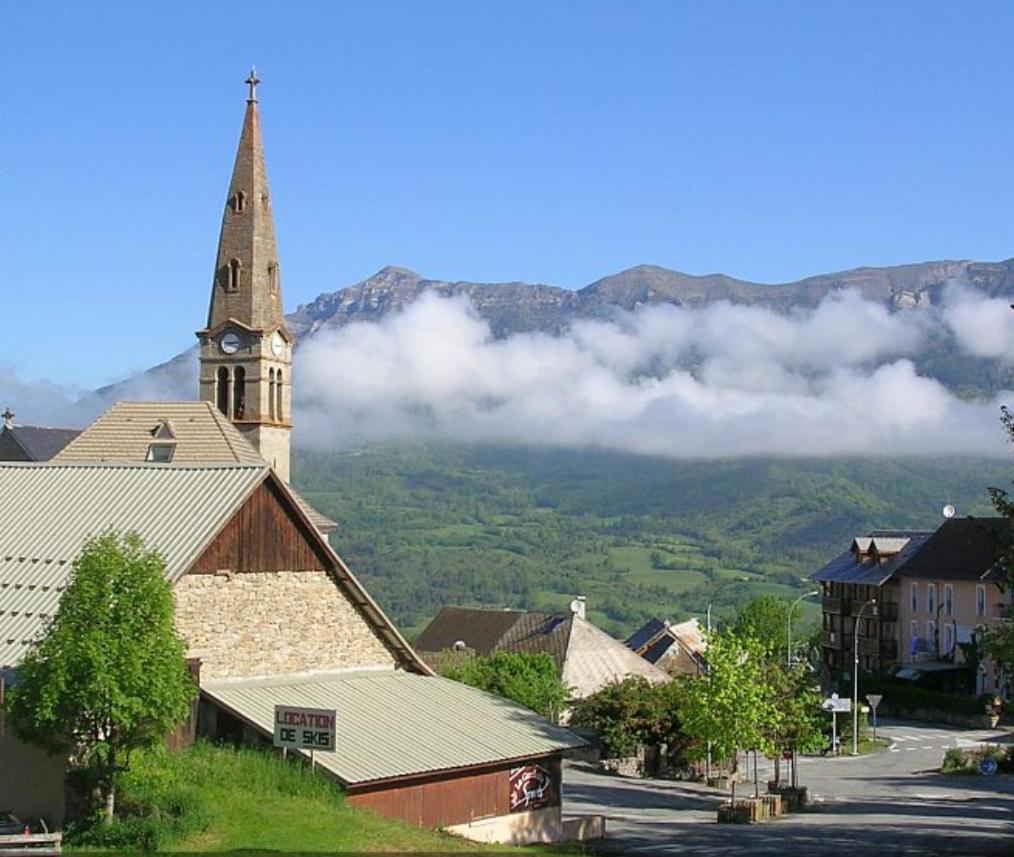 Les Gites De L'E.D.E. Saint-Leger-les-Melezes Extérieur photo